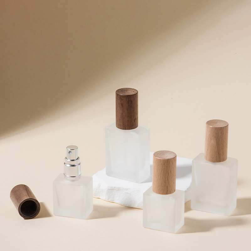 Co to są perfumy z atomizerem? Kompletny przewodnik